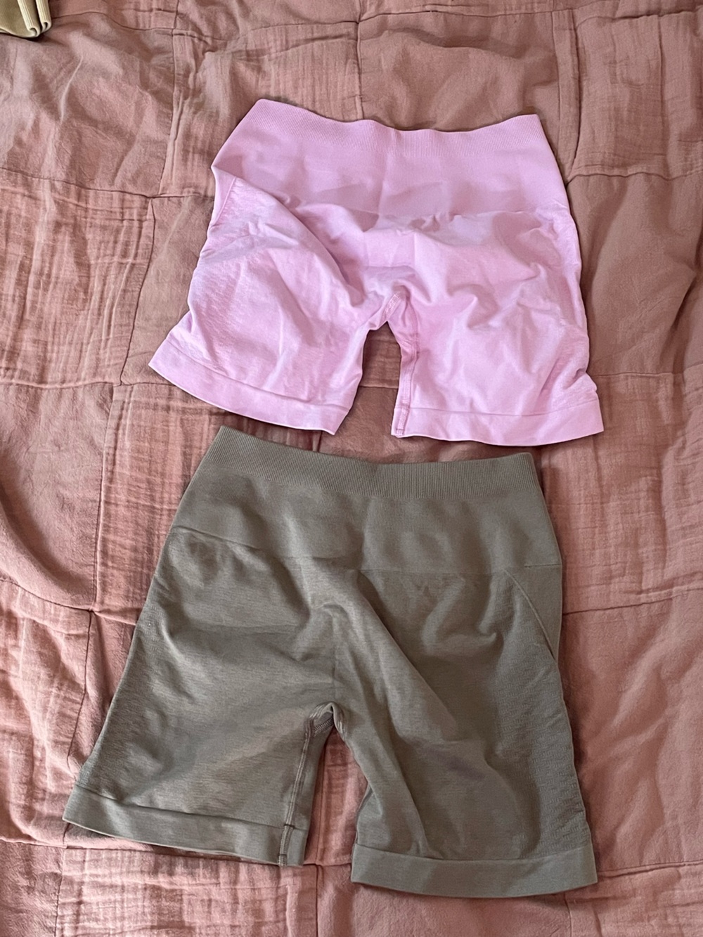 Alphalete amplify contour shorts